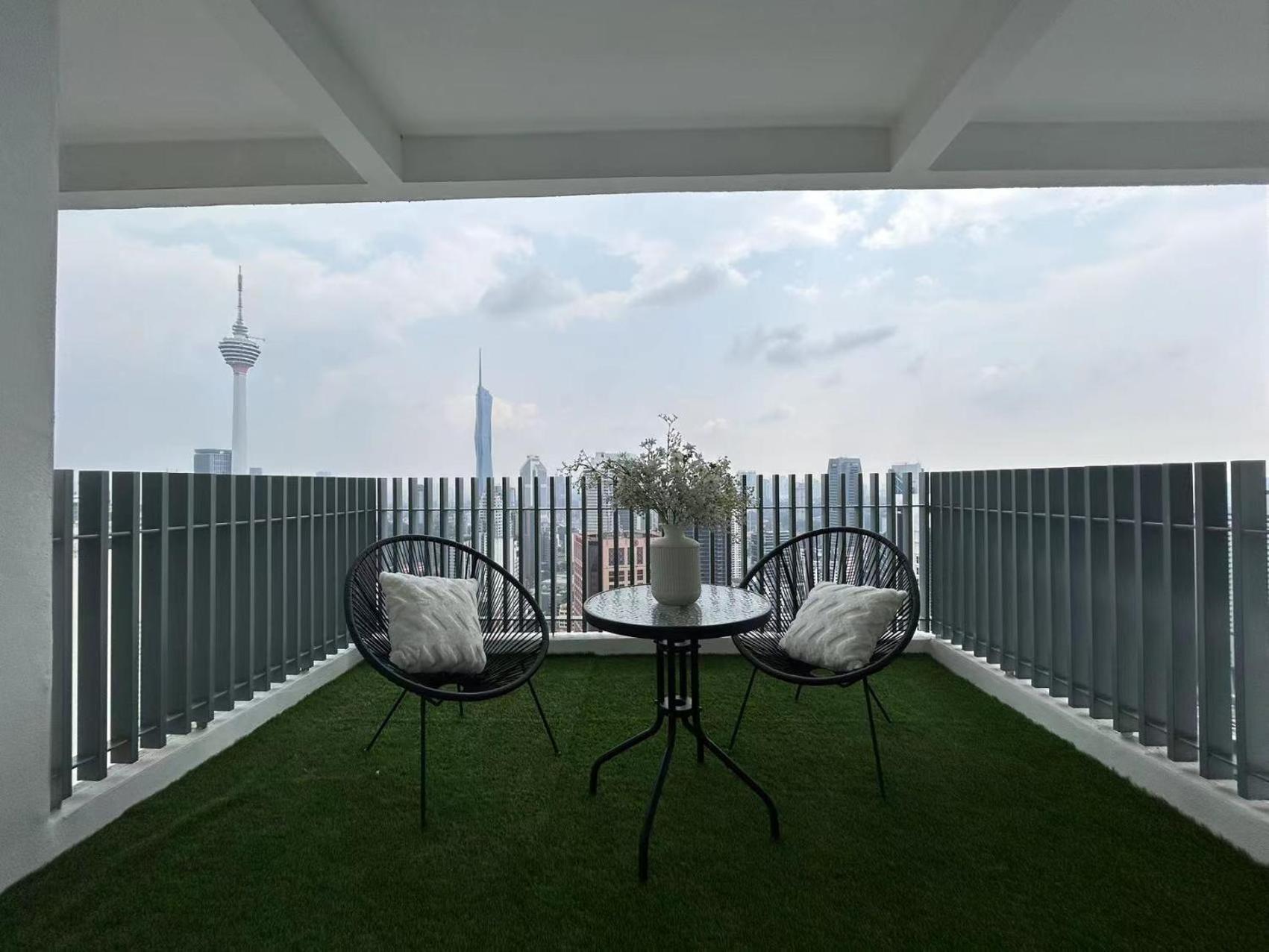 The Luxe By Infinitum By Qc Kuala Lumpur Exterior foto